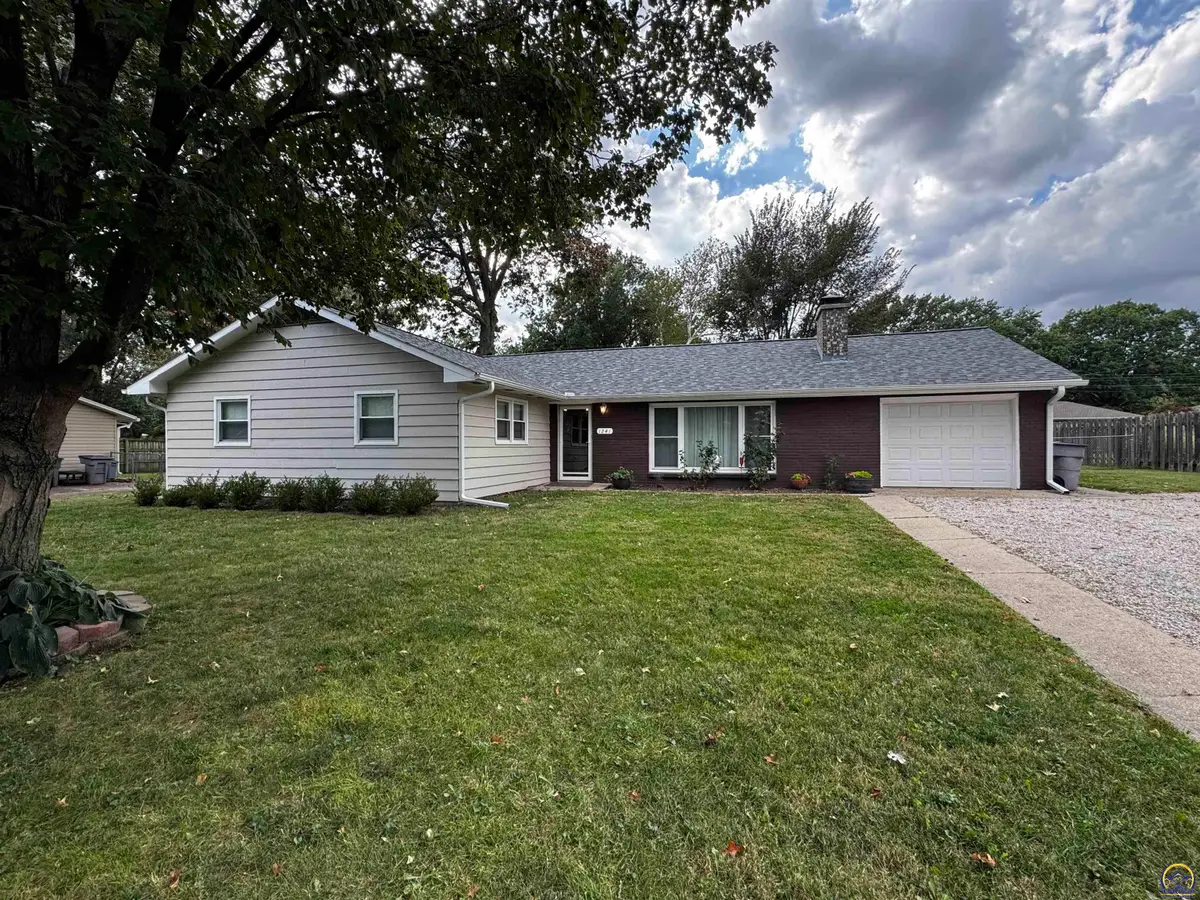 1241 Thompson St, Emporia, KS 66801 - #1