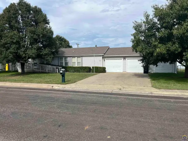 1600 SW 72nd Pl, Topeka, KS 66619