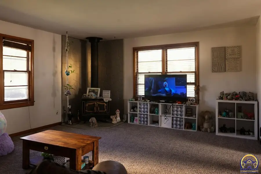 733 NE Kellam Ave, Topeka, KS 66616 - #3