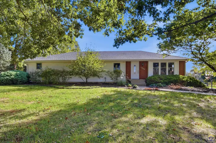 7948 NE Indian Creek Rd, Topeka, KS 66617 - #2