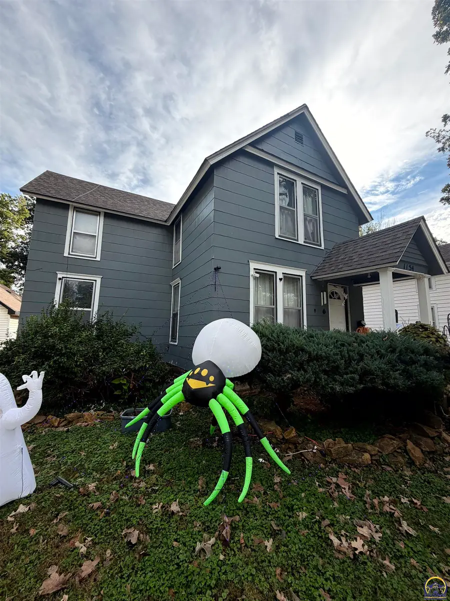 1154 SW Medford Ave, Topeka, KS 66604 - #2