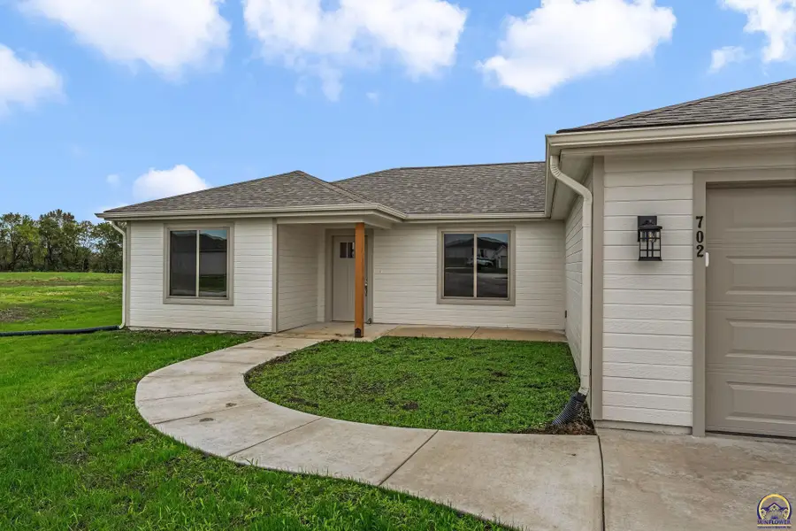 702 Teresa Ct, Carbondale, KS 66414 - #3