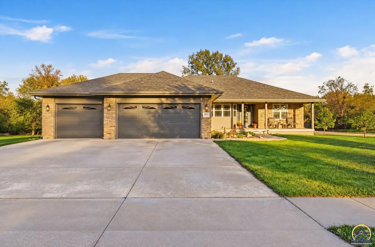 4842 SW Misty Harbor Ave, Topeka, KS 66610 - #1