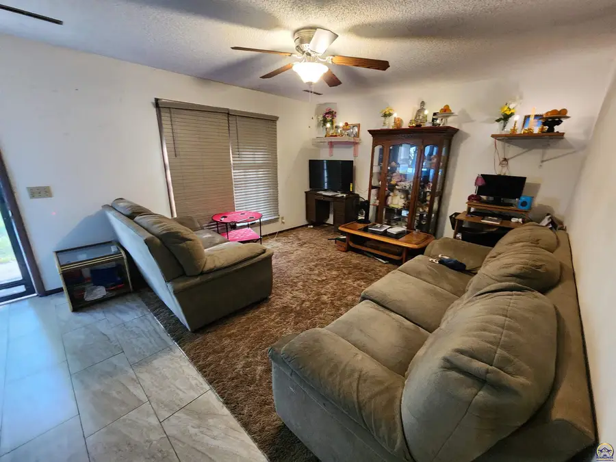 2908 Melrose Place, Emporia, KS 66801 - #3