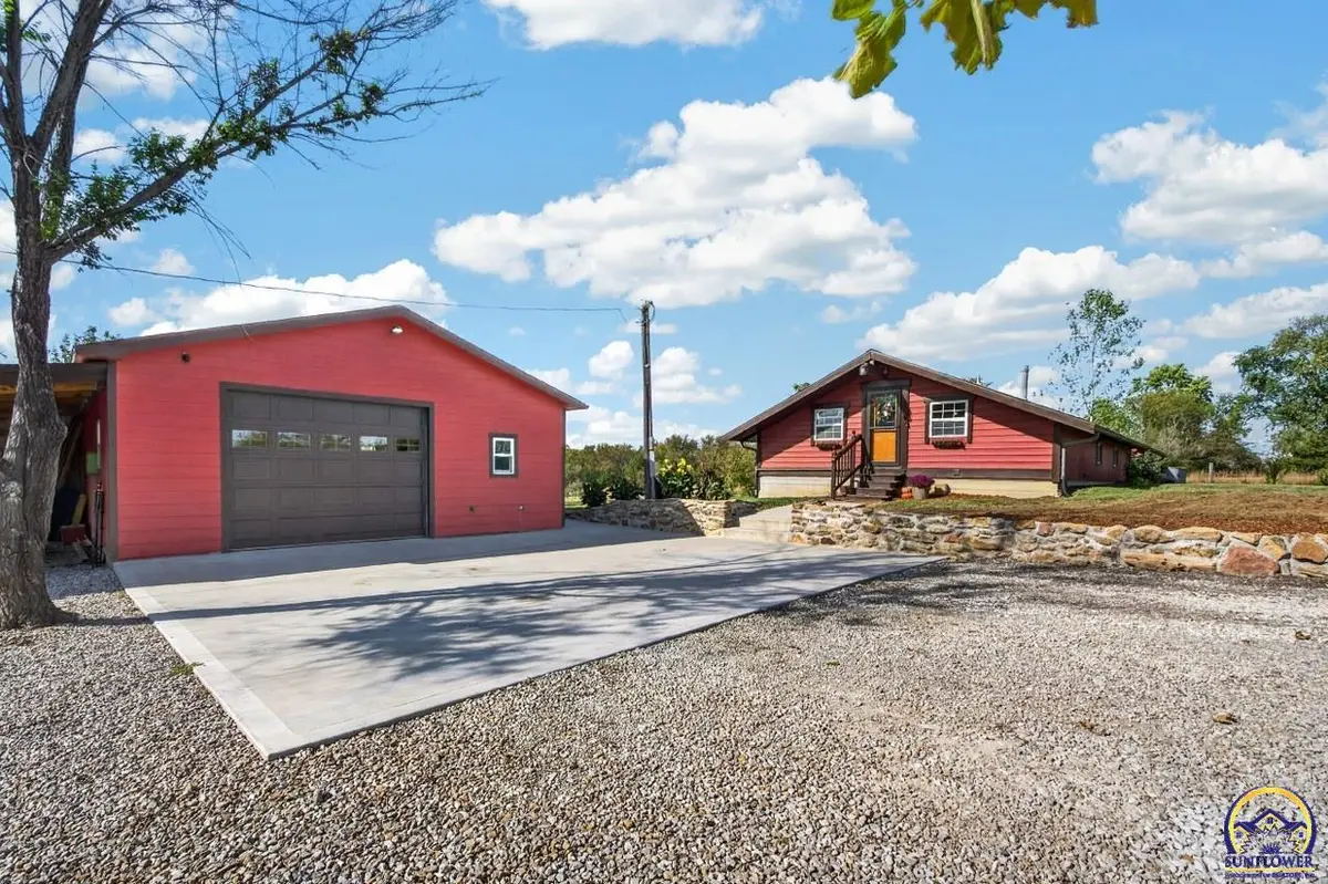 4181 Butler Rd, Meriden, KS 66512 - #1