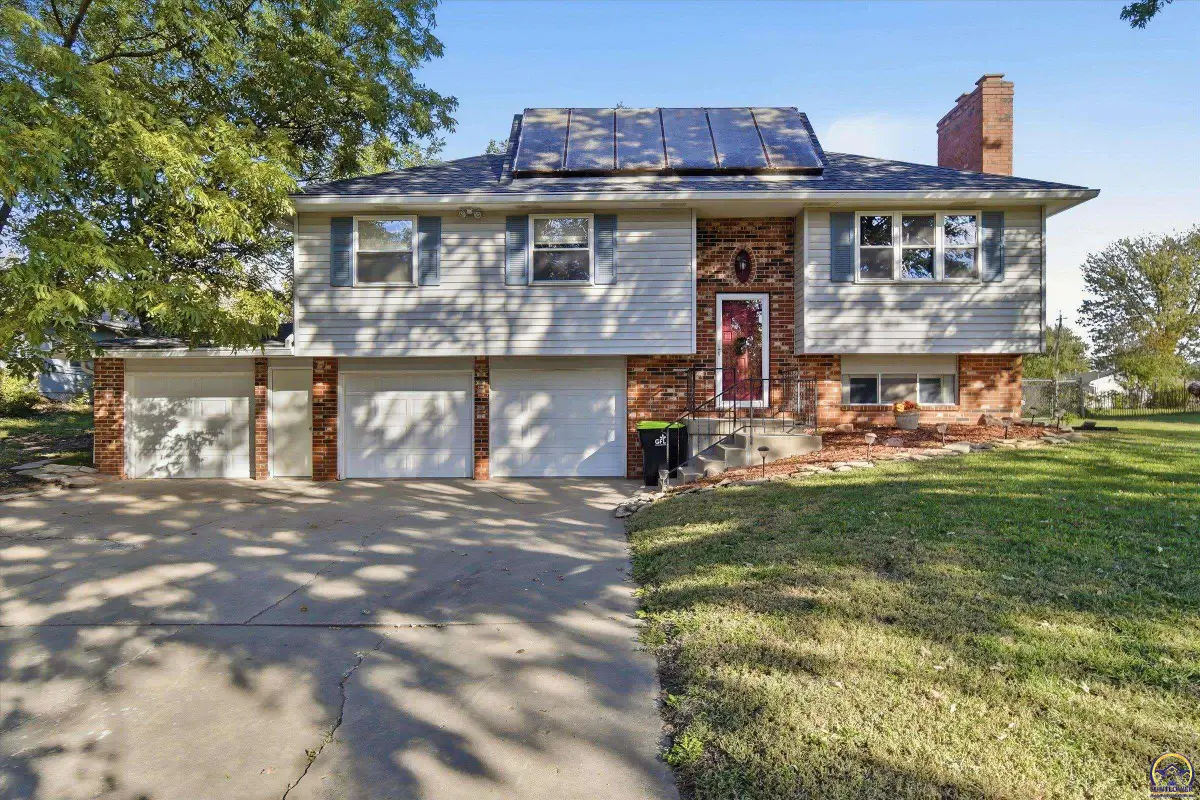 5217 NW 52nd St, Topeka, KS 66618 - #1