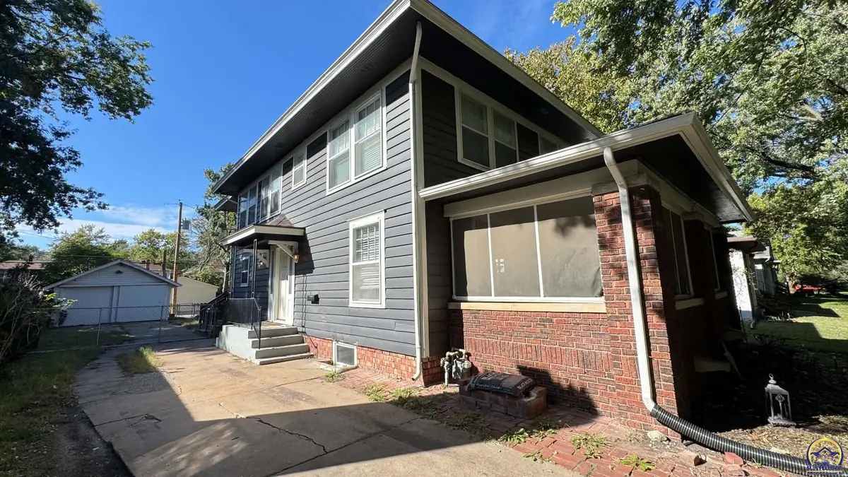 1521 SW Plass Ave, Topeka, KS 66604 - #1