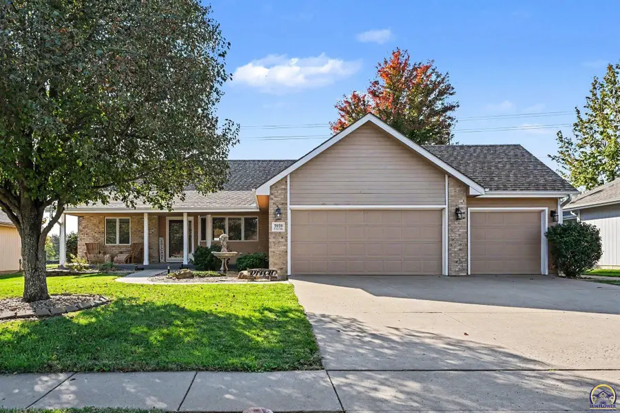 3939 SW 40th Ter, Topeka, KS 66610 - #3