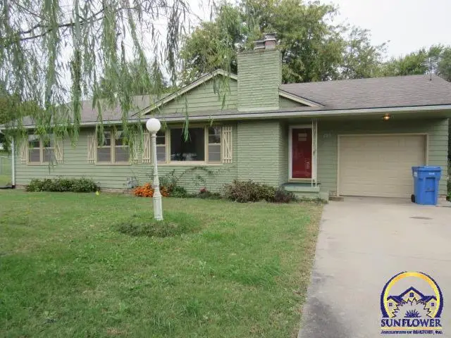 225 SE Consuelo Rd, Tecumseh, KS 66542 - #2