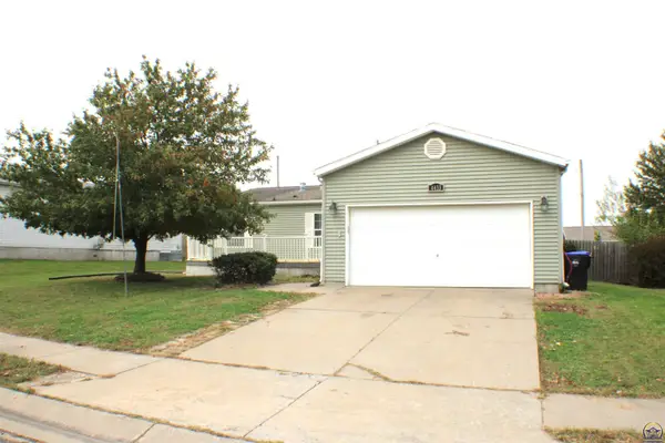 4433 SE Grand Oaks Ave, Topeka, KS 66609
