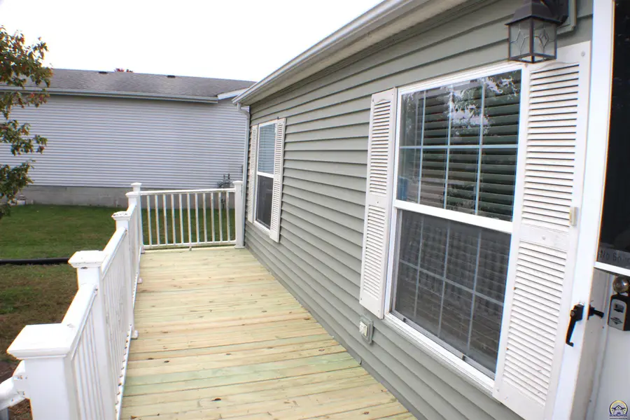4433 SE Grand Oaks Ave, Topeka, KS 66609 - #2