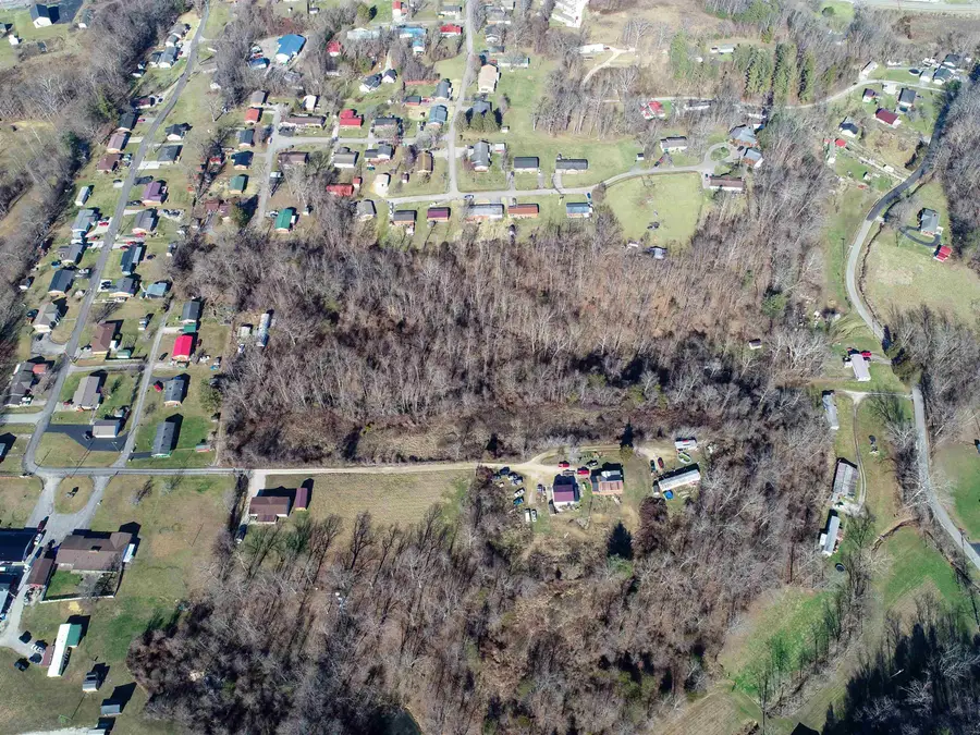 1180 E Maple Street, Grayson, KY 41143 - Image #2