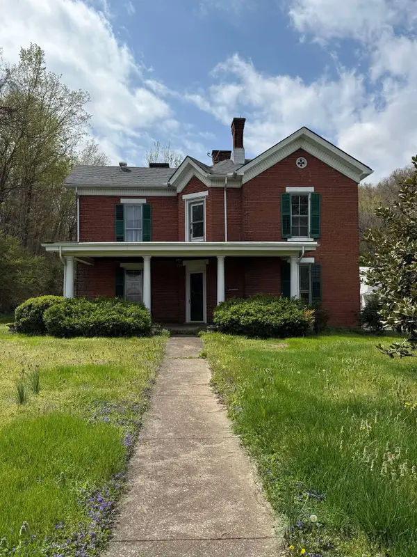 2800 Walnut Street, catlettsburg, KY 41129