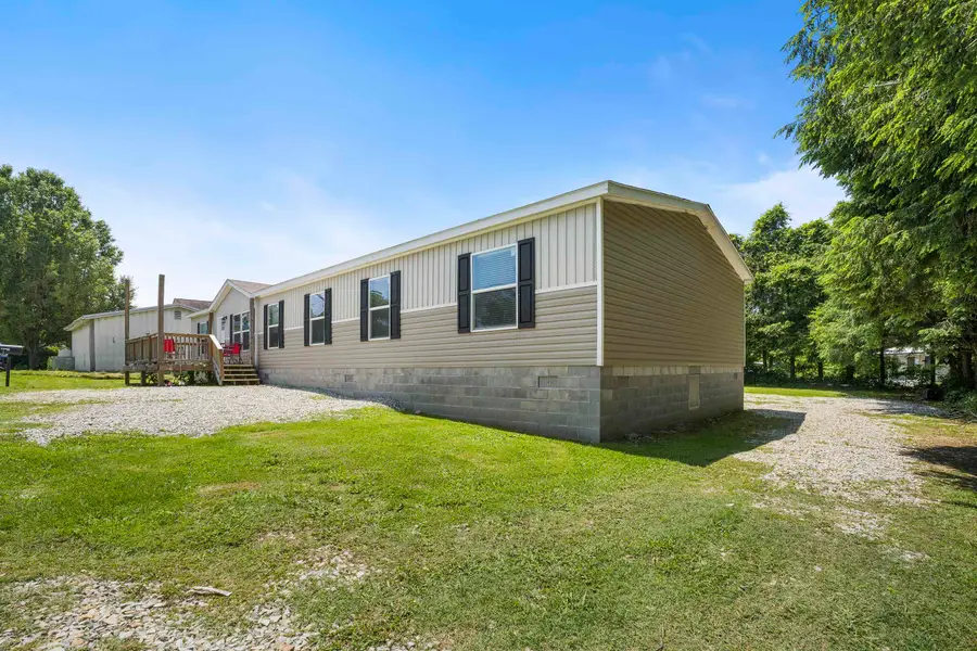 37 Wooten, Louisa, KY 41230 - #3