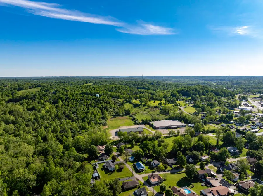 202 Cable Powers Drive, Olive Hill, KY 41164 - Image #3