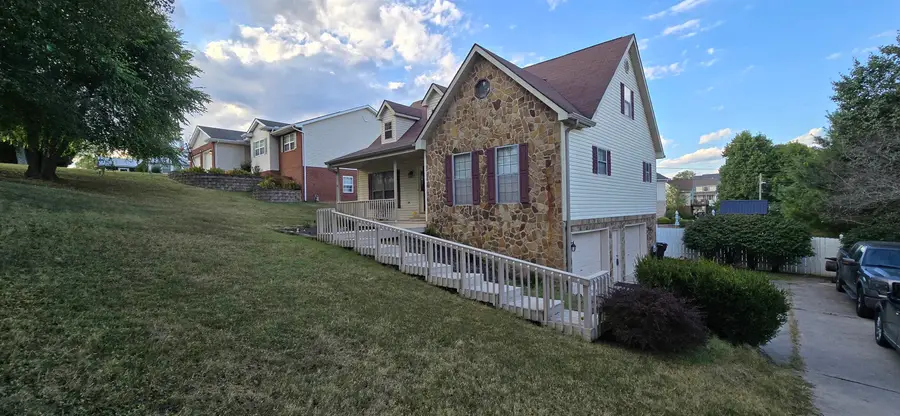 611 Avery Ct, Flatwoods, KY 41139 - Image #2