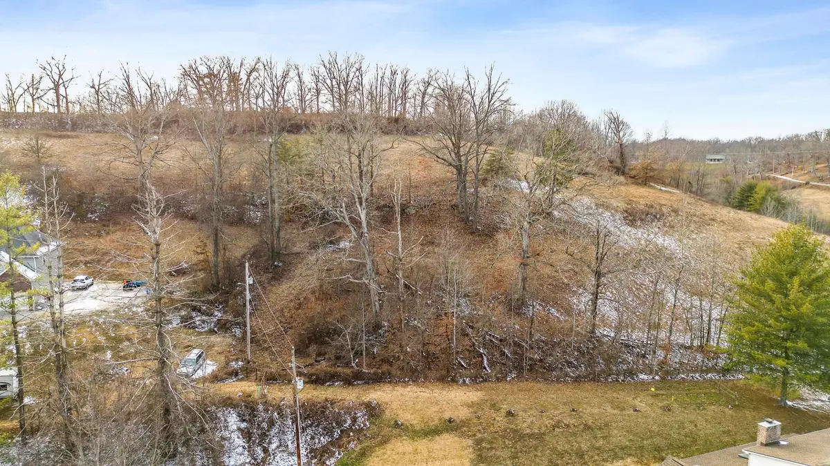 912 Shady Oak Drive, Ashland, KY 41102 - Image #1