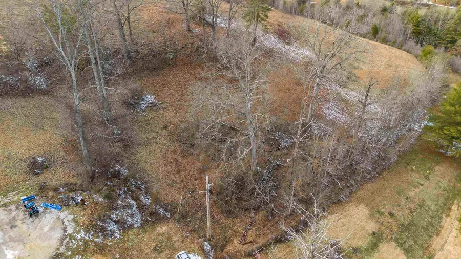 912 Shady Oak Drive, Ashland, KY 41102 - Image #3