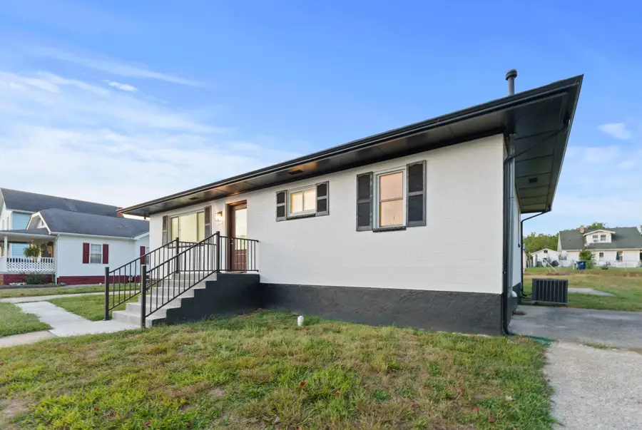 3303 Newman Street, Ashland, KY 41101 - #2