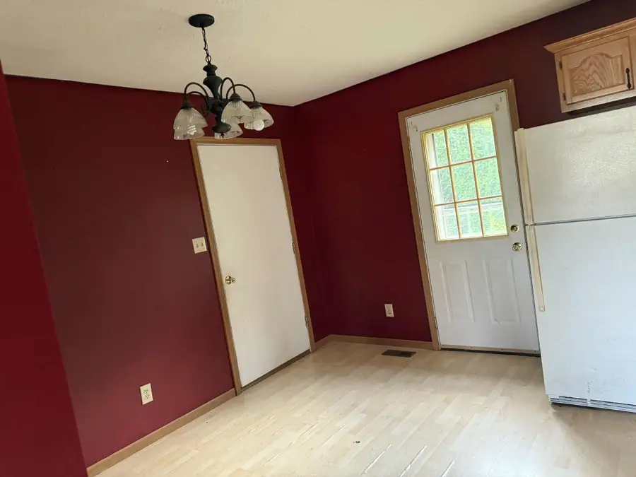 1007 Grant Street, Louisa, KY 41230 - Image #3