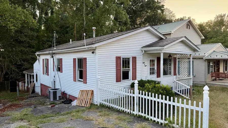 808 James Court, Flatwoods, KY 41139 - Image #2