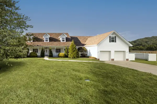 1015 Violet Lane, louisa, KY 41230