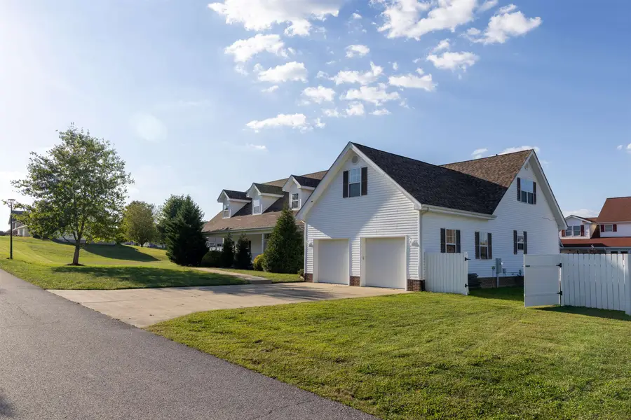 1015 Violet Lane, Louisa, KY 41230 - Image #2