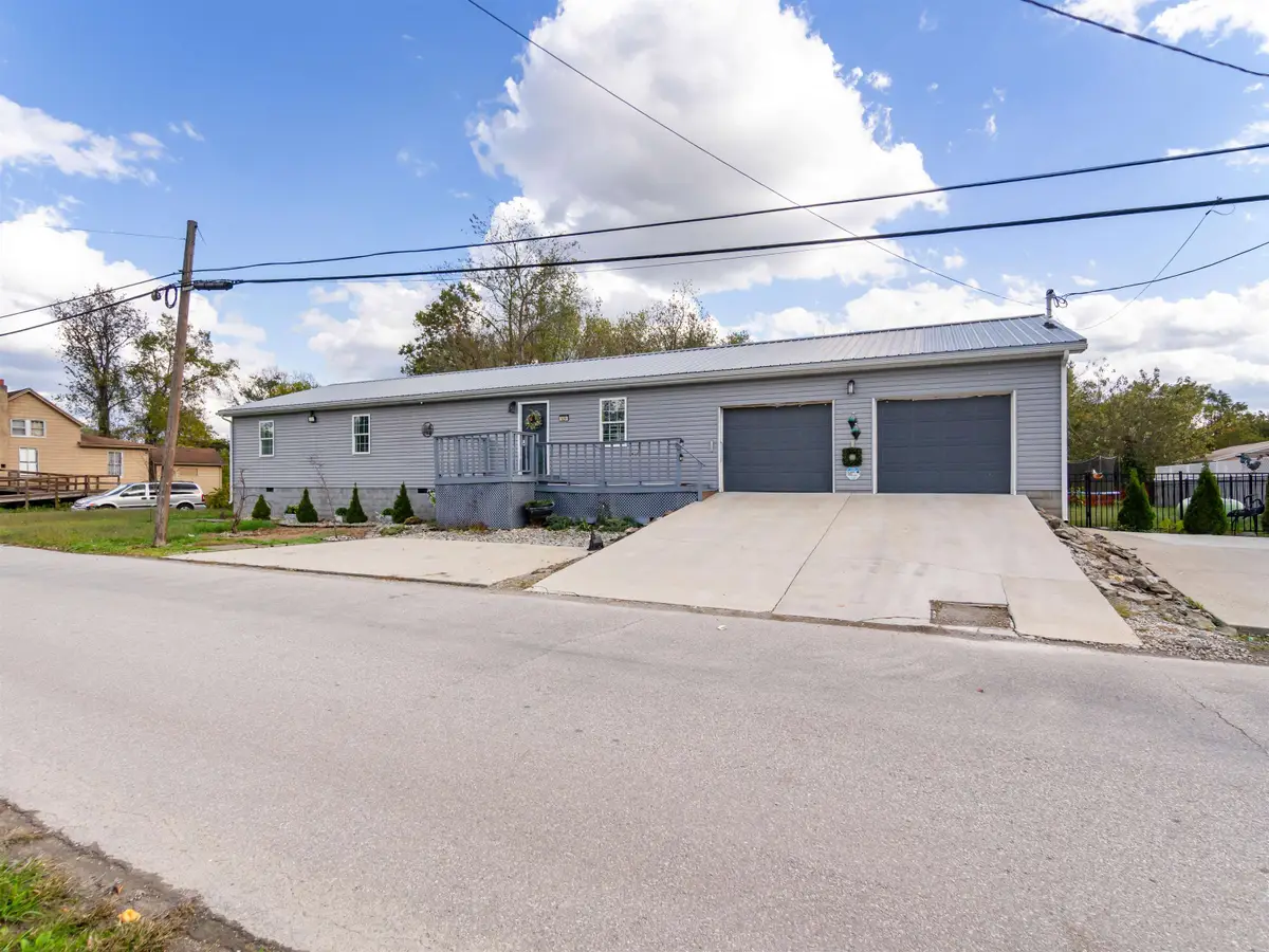 529 Laurel Street, Greenup, KY 41144 - Image #1