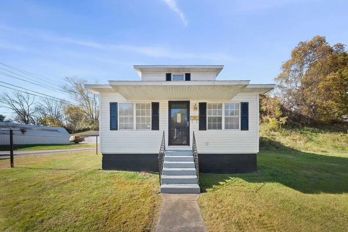 612 Rodgers Avenue, Raceland, KY 41169 - Image #1