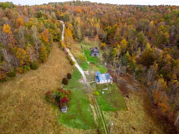 507 meadowbrook, olive hill, KY 41164