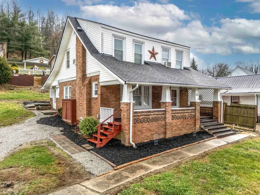 125 Water Ave, Olive Hill, KY 41164 - #3