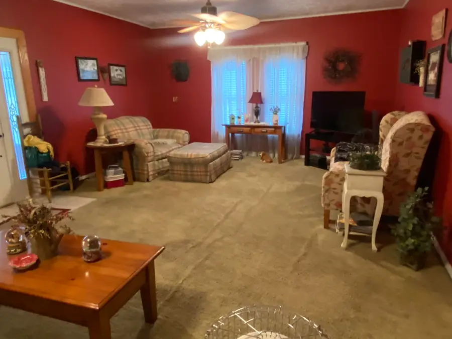 3517 Elizabeth Ct., Catlettsburg, KY 41129 - Image #2