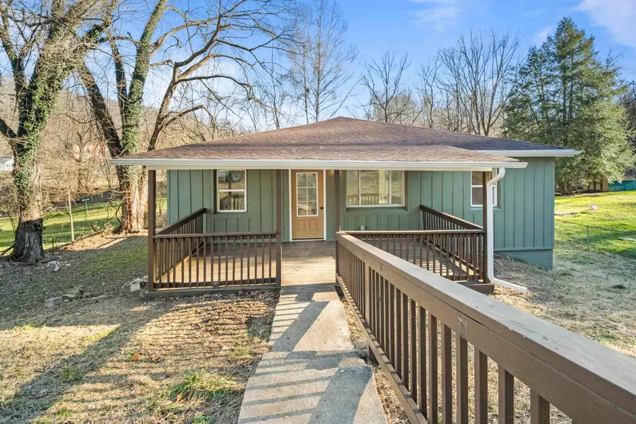 712 N 1st Street, Flatwoods, KY 41139 - Image #2