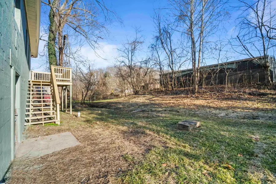 712 N 1st Street, Flatwoods, KY 41139 - Image #3