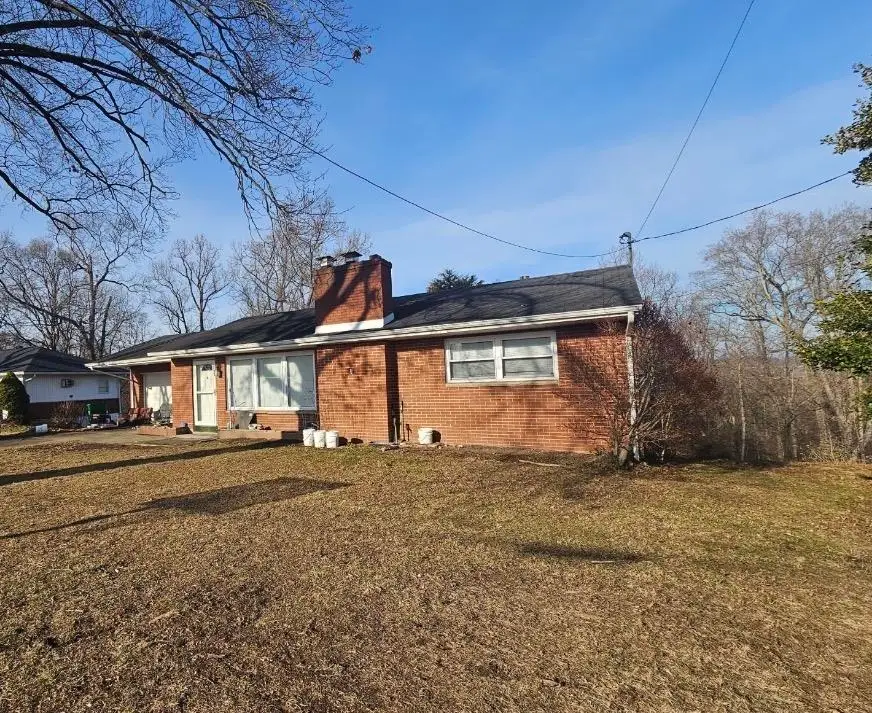 140 New Hampshire Drive, Ashland, KY 41101 - #2