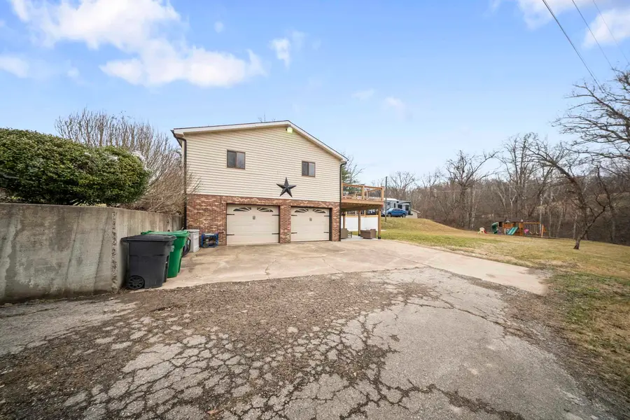 7841 Rosewood Drive, Ashland, KY 41102 - #3