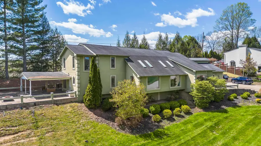 400 Bluebird Drive, Russell, KY 41169 - #3