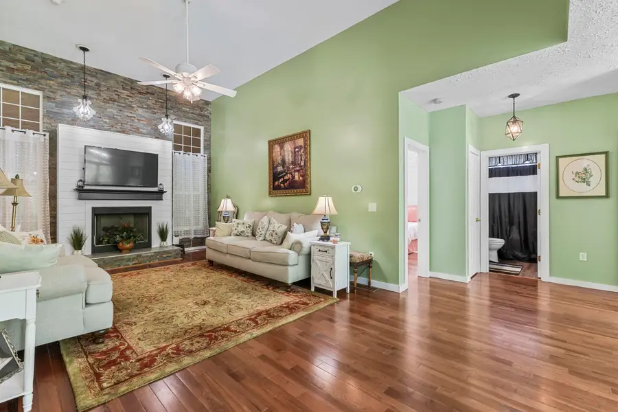 1089 Short White Oak, Flatwoods, KY 41139 - #2