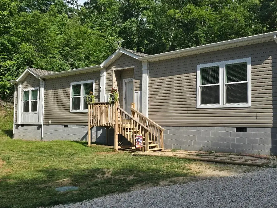 6787 E US Highway 60, Rush, KY 41168 - #3