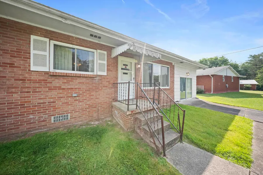 1412 Walnut Street, Flatwoods, KY 41139 - #2