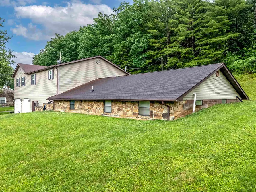 11539 W US Highway 60, Olive Hill, KY 41164 - #3