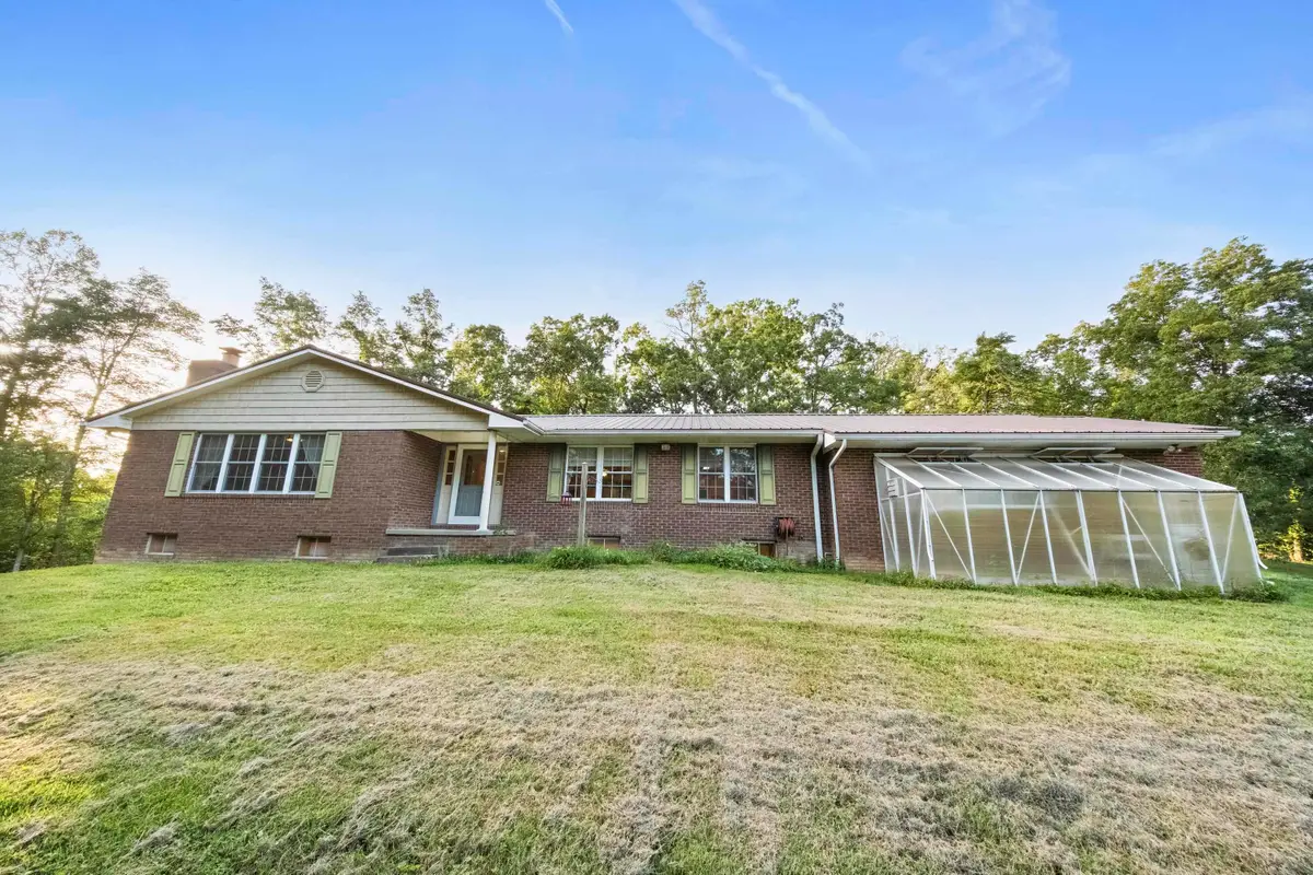 693 Fox Run, Grayson, KY 41143 - #1