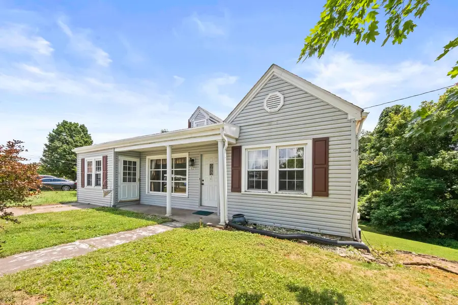321 Laurel Avenue, Ashland, KY 41101 - #2