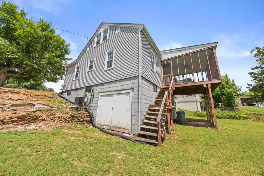 321 Laurel Avenue, Ashland, KY 41101 - #3