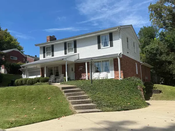 2631 Pleasant Ave., ashland, KY 41102