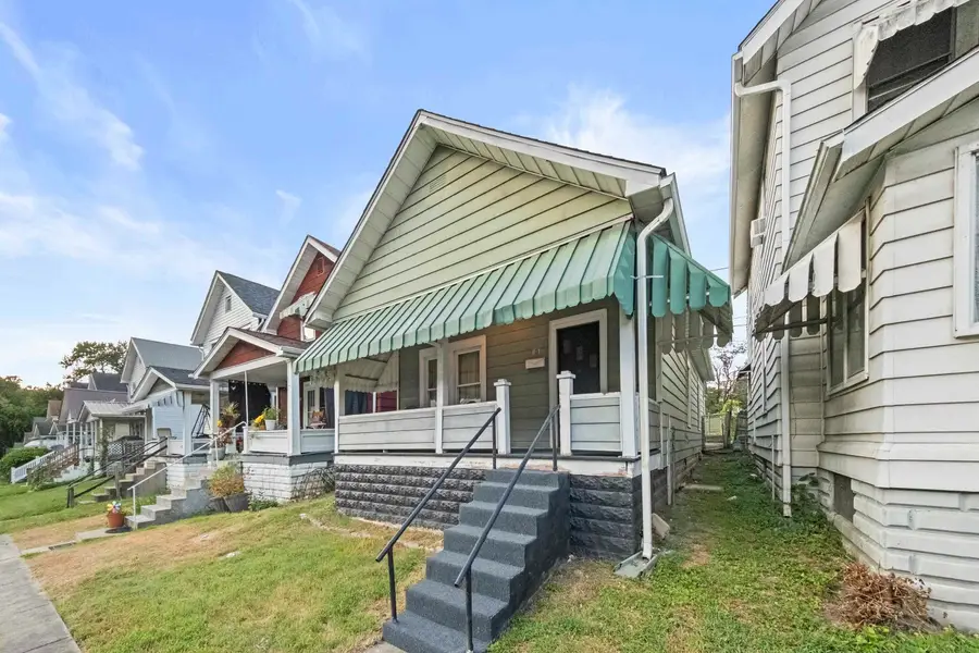 841 Montgomery Avenue, Ashland, KY 41101 - #2