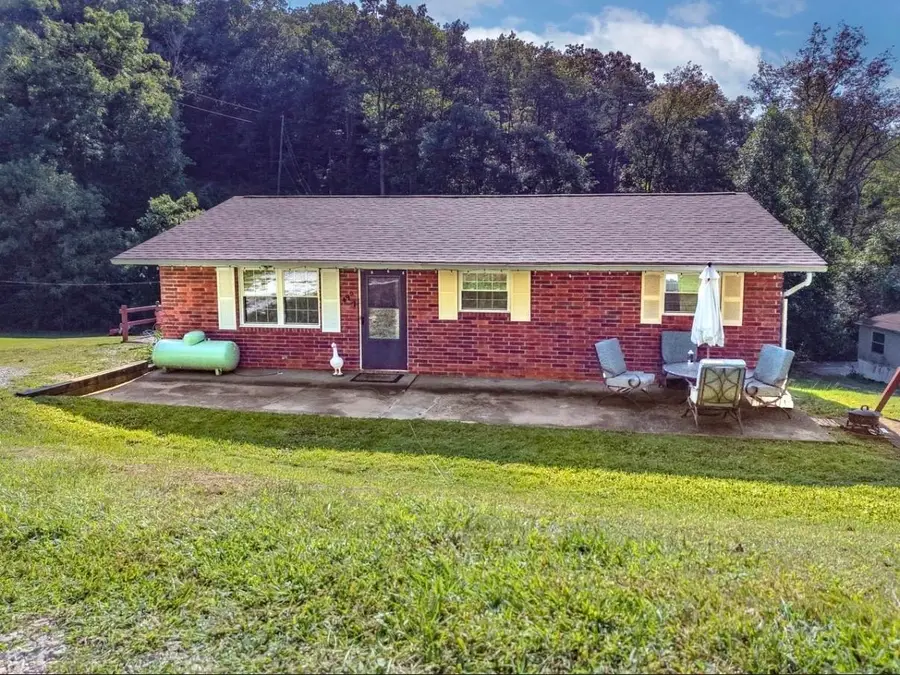 490 Cribbs Hill, Grayson, KY 41143 - #2