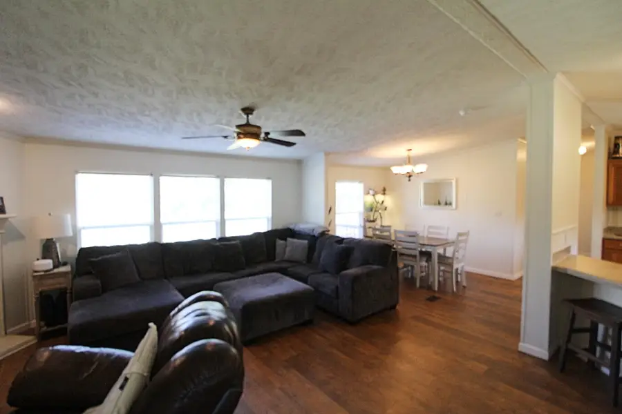 927 Windy Heights Lane, Ashland, KY 41102 - #2