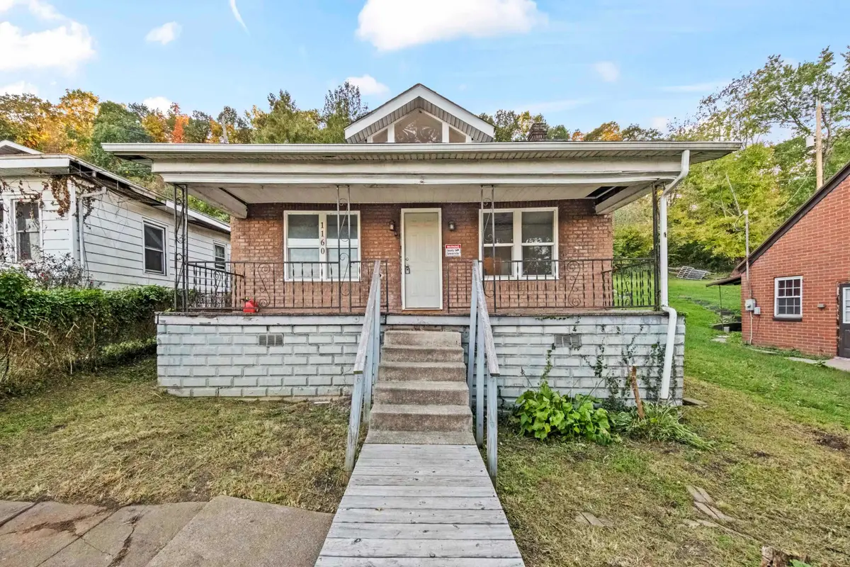 1160 Riverview Drive, Russell, KY 41169 - #1