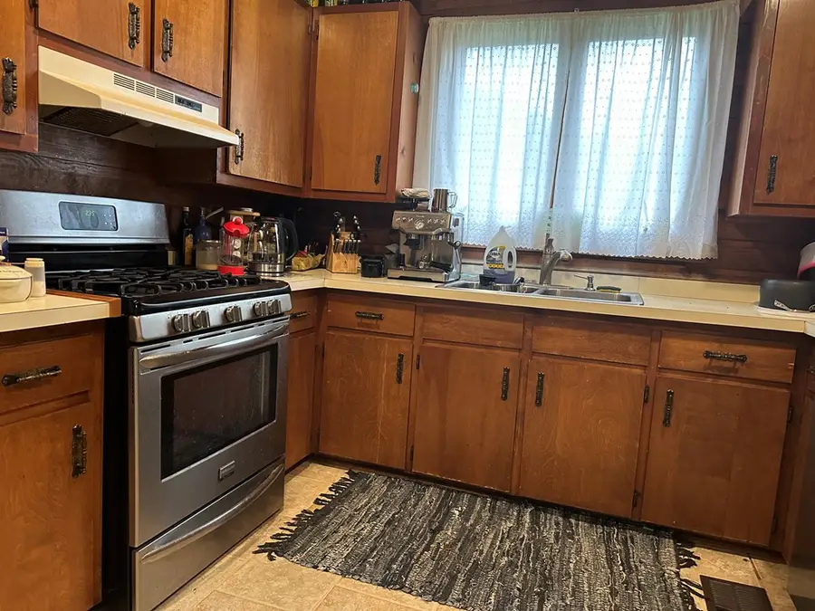 134 Garred, Pikeville, KY 41501 - #3